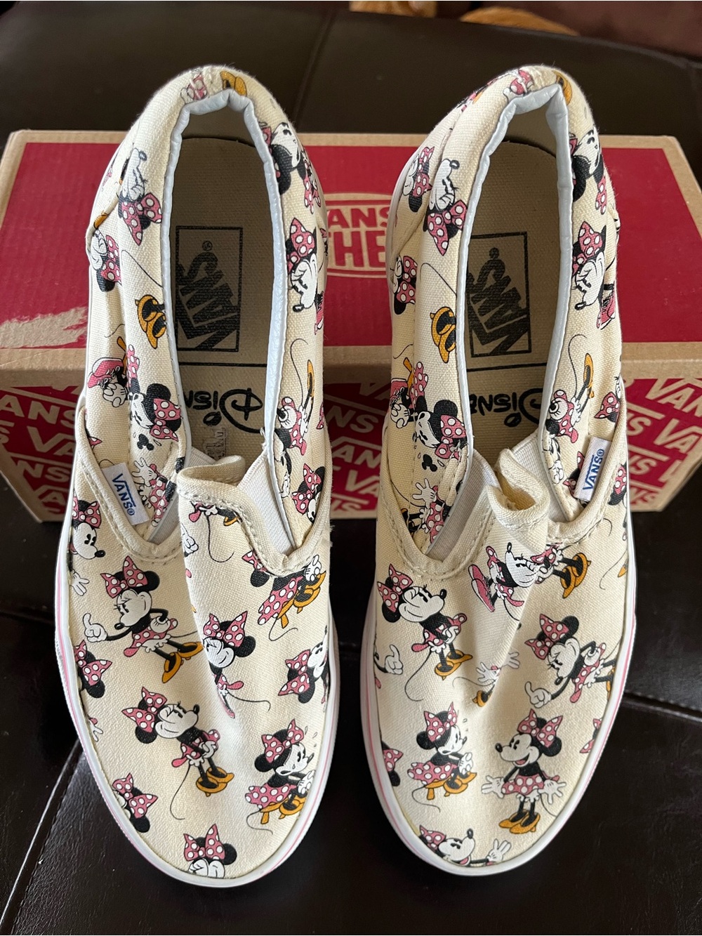Vans x Disney Minnie Mouse Cream Pink Slip-On Sneakers - GUC - Women’s 8.5
